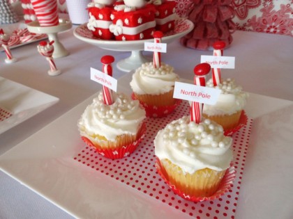 north pole cupcakes