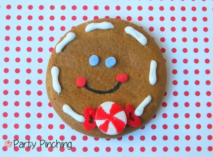 easy gingerbread cookies, no bake gingerbread cookies, ginger snaps, gingersnap cookies, cute gingerbread ideas, easy christmas cookies