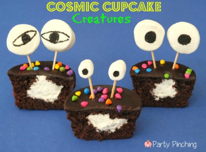Little Debbie Cosmic Cupcakes, Cosmic Cupake Spaceships, Cosmic Cupcake Creatures, Cosmic Cupcake Aliens, Space party ideas, space cupcakes, alien cupcakes, rocket cupcakes