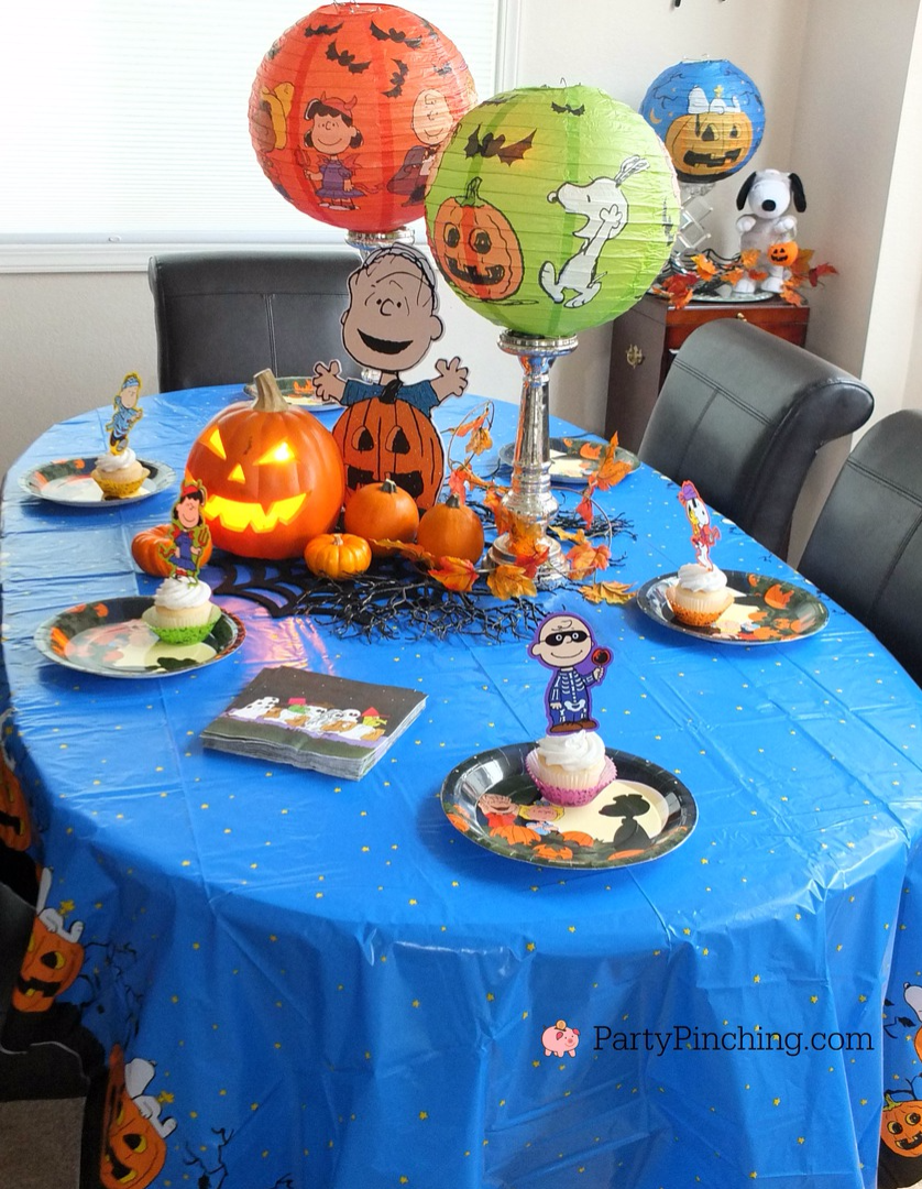 Great Pumpkin Charlie Brown, Halloween party ideas, , Snoopy, Linus, Lucy, 50th Anniversary Great Pumpkin, Great Pumpkin pudding cups, Beagle flying ace, Snoopy cookies, Peanuts gang